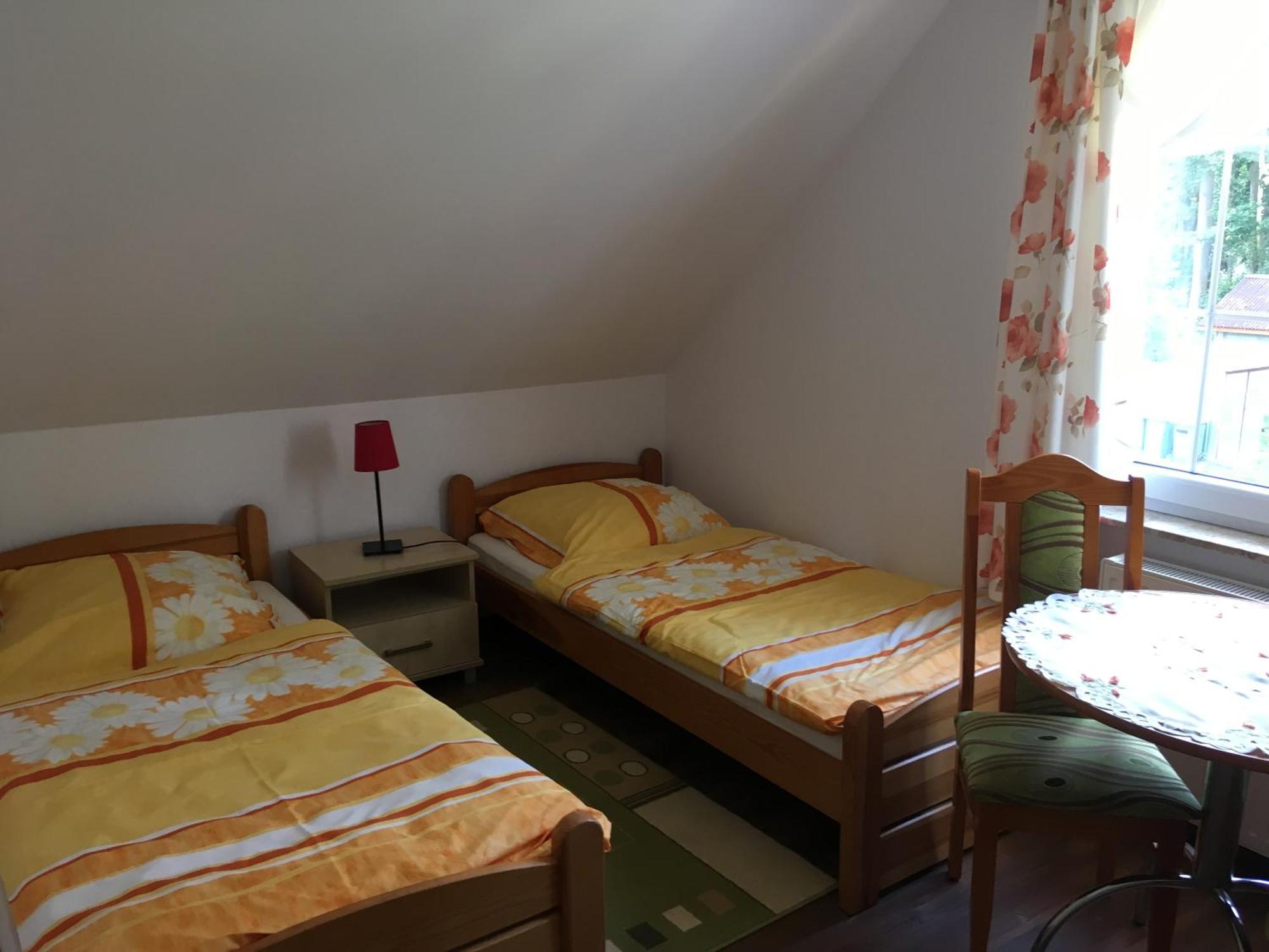 Villa Aurelia Pokoje Goscinne I Domki Letniskowe 米耶伦科 外观 照片