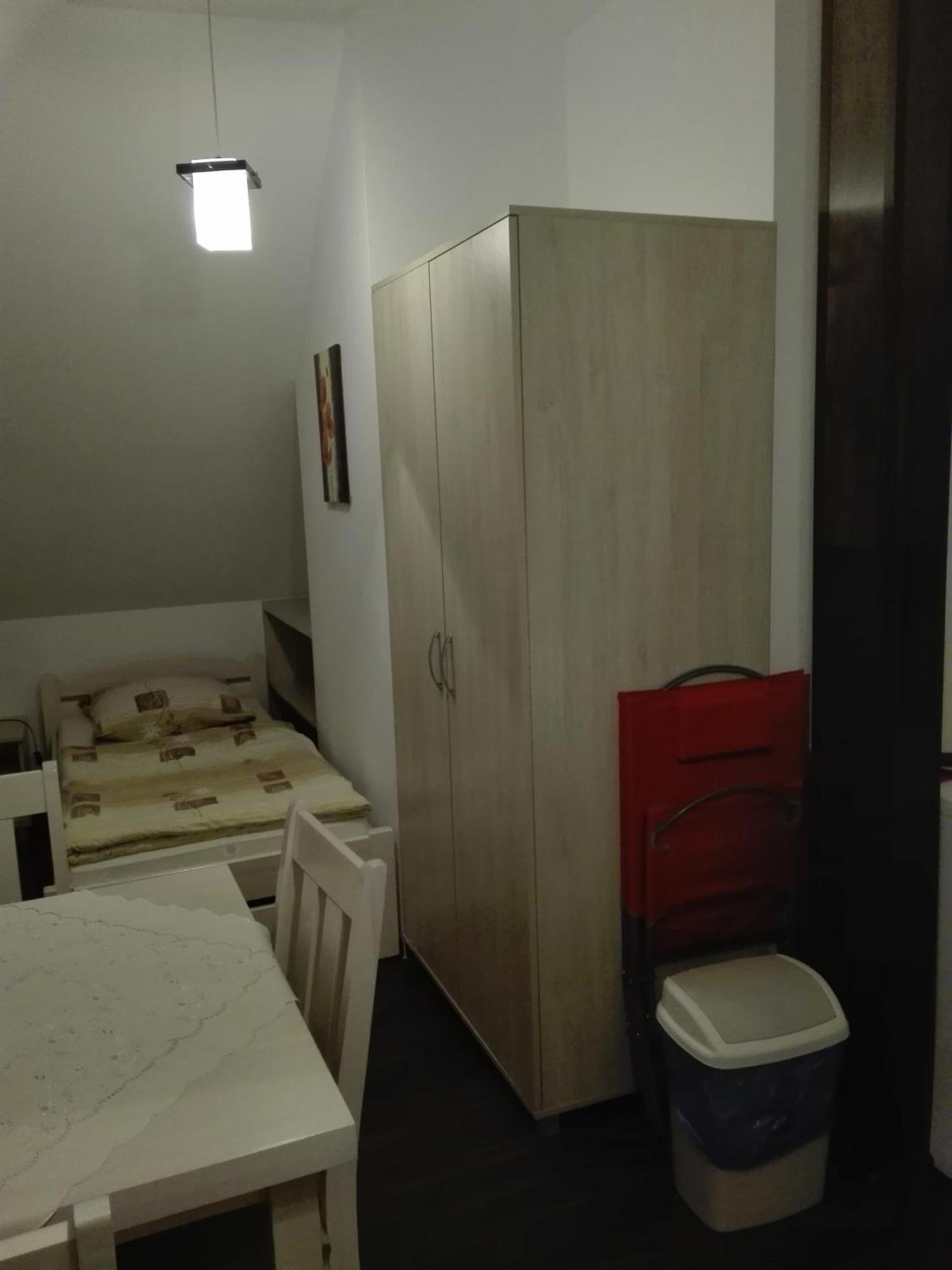 Villa Aurelia Pokoje Goscinne I Domki Letniskowe 米耶伦科 外观 照片