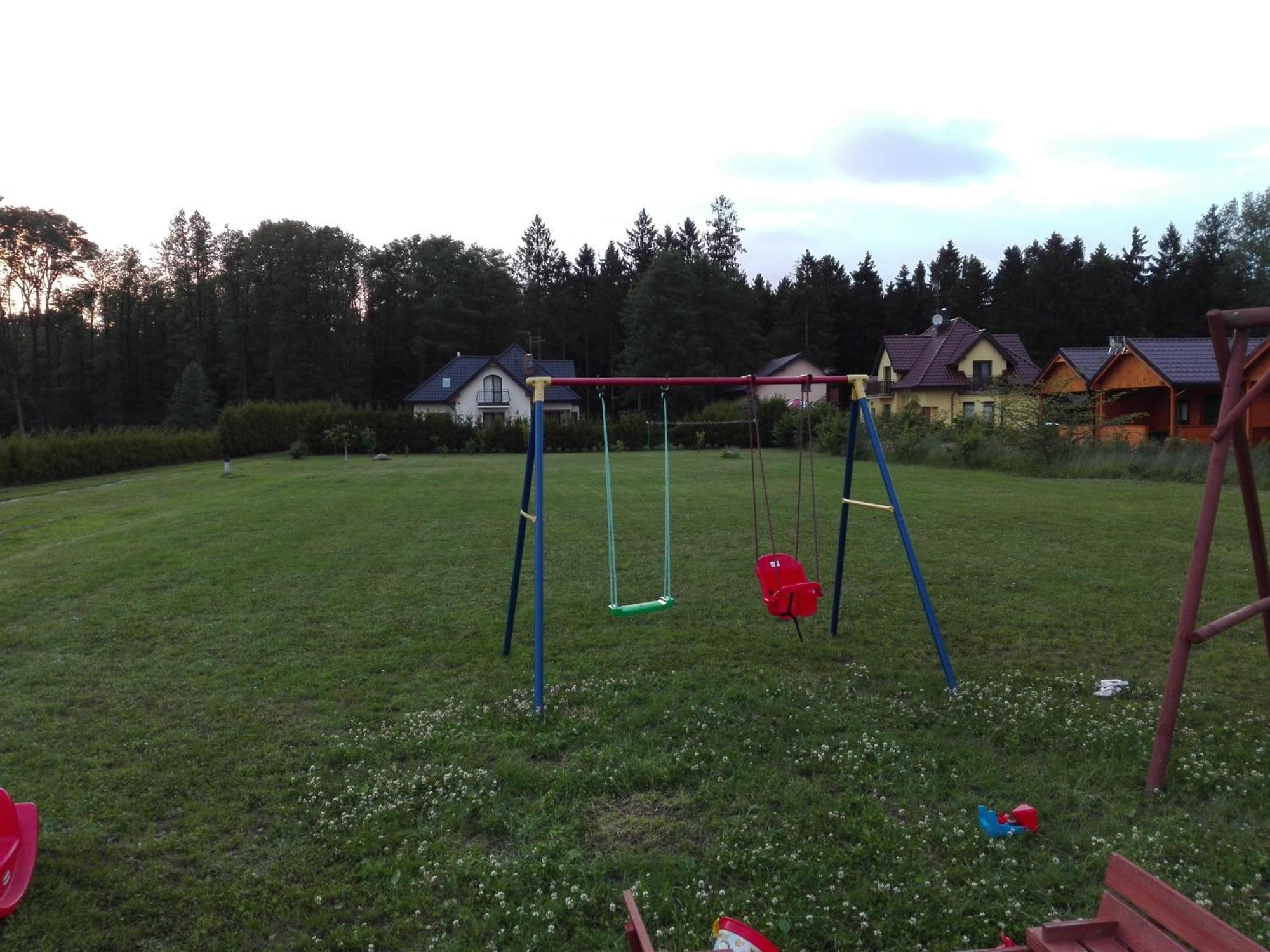 Villa Aurelia Pokoje Goscinne I Domki Letniskowe 米耶伦科 外观 照片