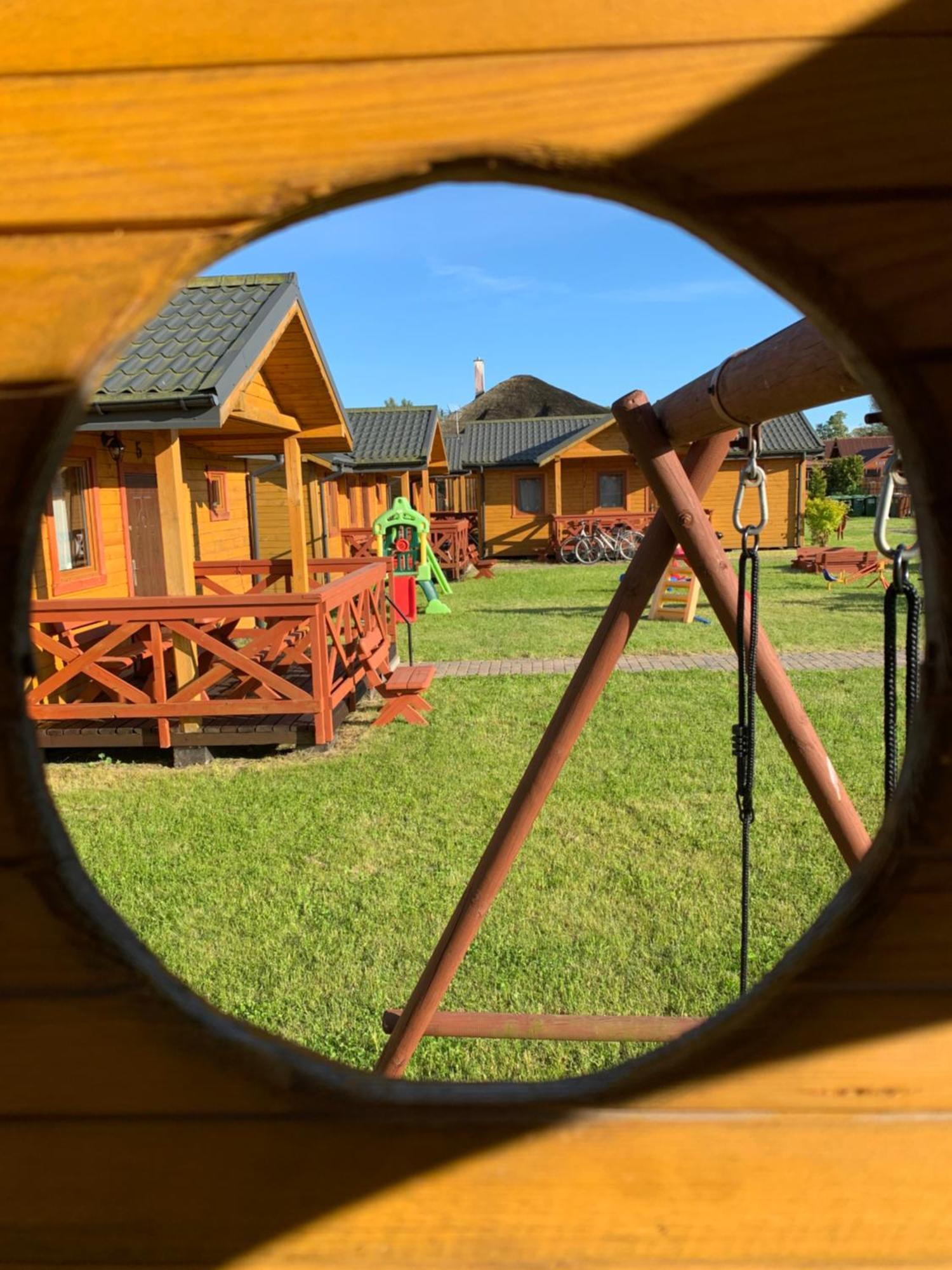 Villa Aurelia Pokoje Goscinne I Domki Letniskowe 米耶伦科 外观 照片